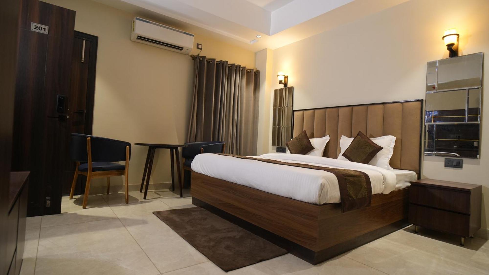 Hotel Lords Valley Rishīkesh Εξωτερικό φωτογραφία